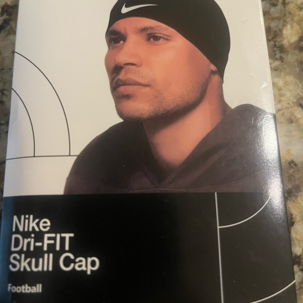 Nike Black Performance Beanie - image 5